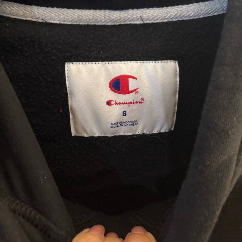 Champion Black Hoodie with White Logo sz small - Picture 7 of 7